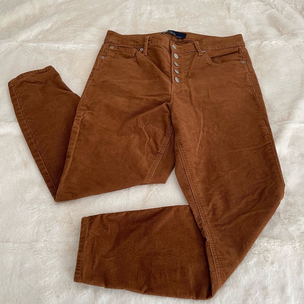 NWOT GAP Button Fly Corduroy Leggings